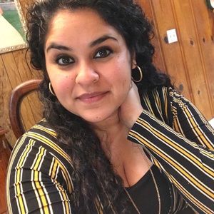 Meet your Posher, Lizbeth